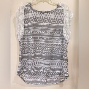 Prana women’s top- Size XL- GUC